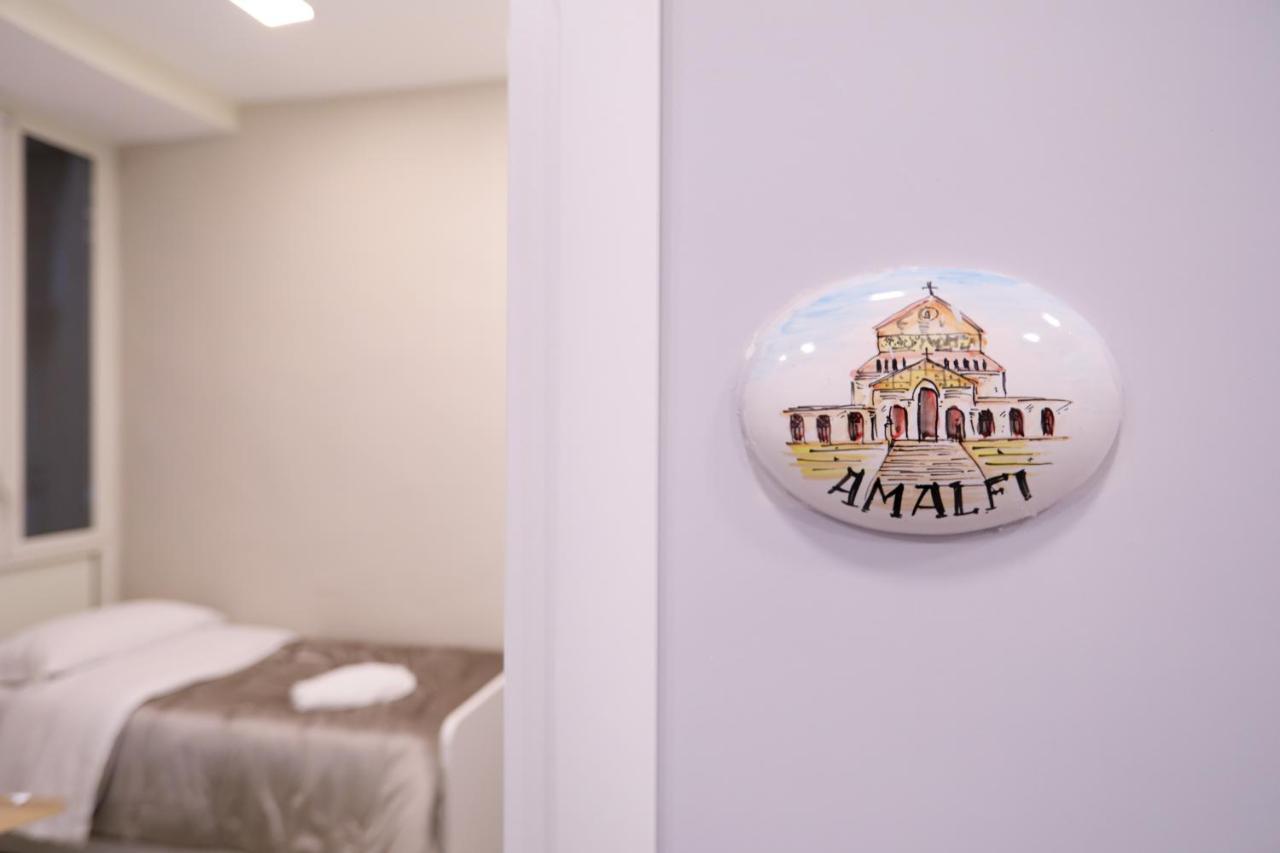 Residenza Esposito Economy Rooms Naples Extérieur photo