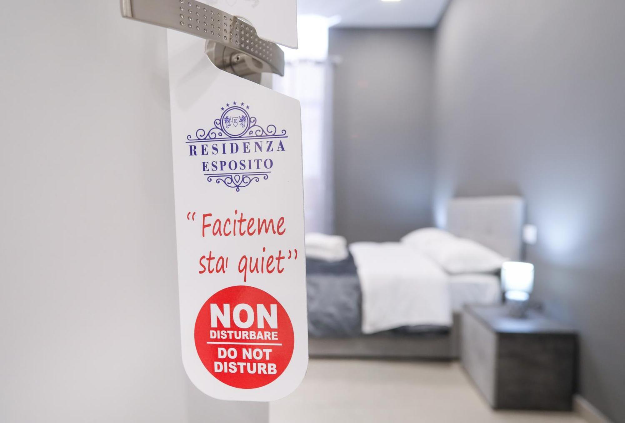 Residenza Esposito Economy Rooms Naples Chambre photo