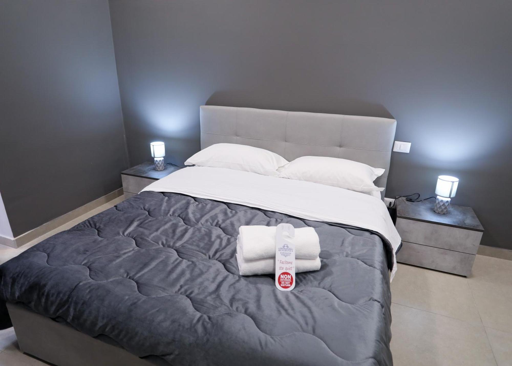 Residenza Esposito Economy Rooms Naples Chambre photo