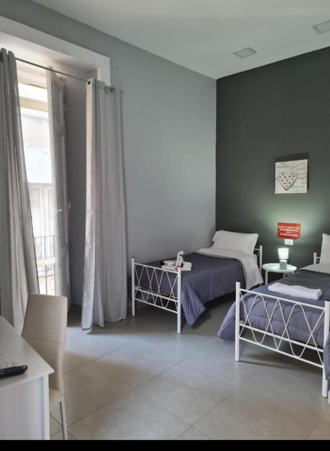 Residenza Esposito Economy Rooms Naples Extérieur photo